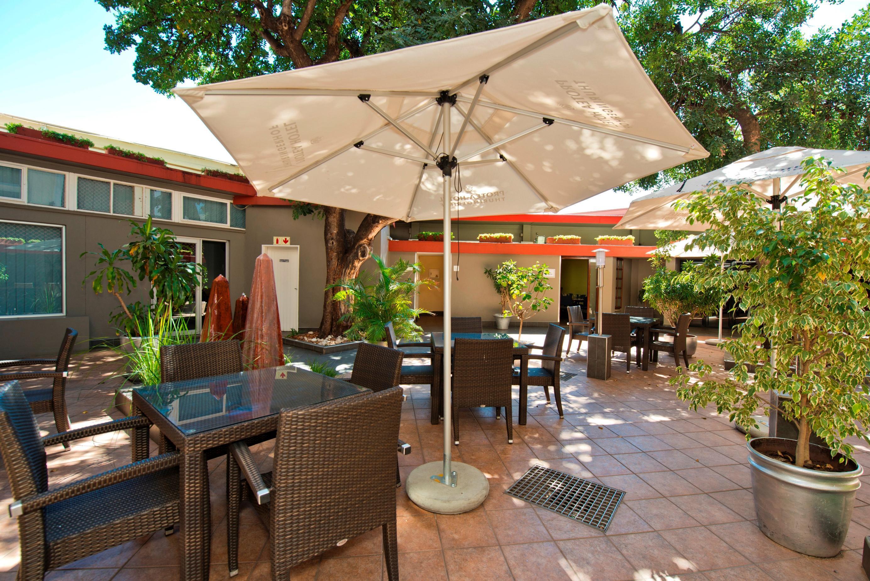 Hotel Thuringerhof Windhoek Ngoại thất bức ảnh