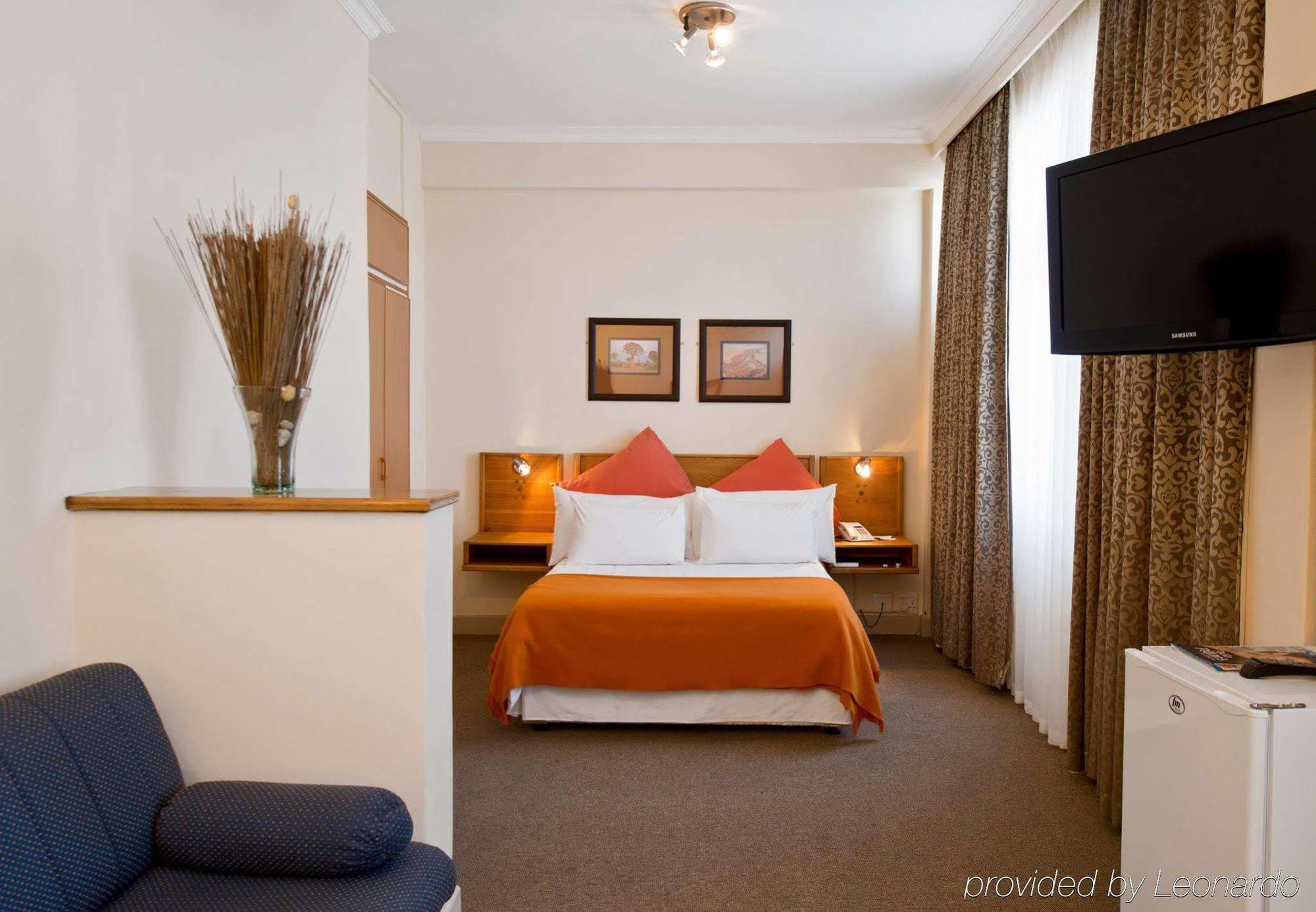Hotel Thuringerhof Windhoek Ngoại thất bức ảnh
