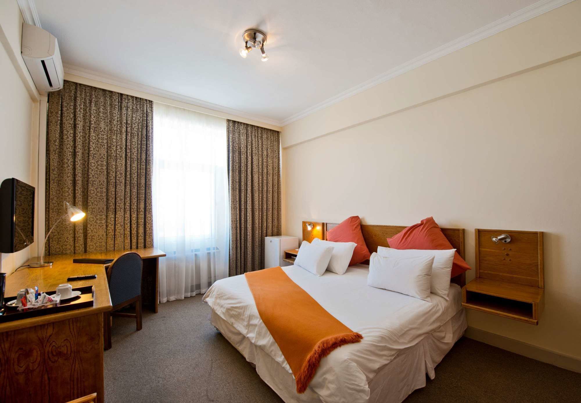 Hotel Thuringerhof Windhoek Ngoại thất bức ảnh